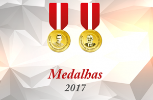 Magistrados recebem homenagem do TRT